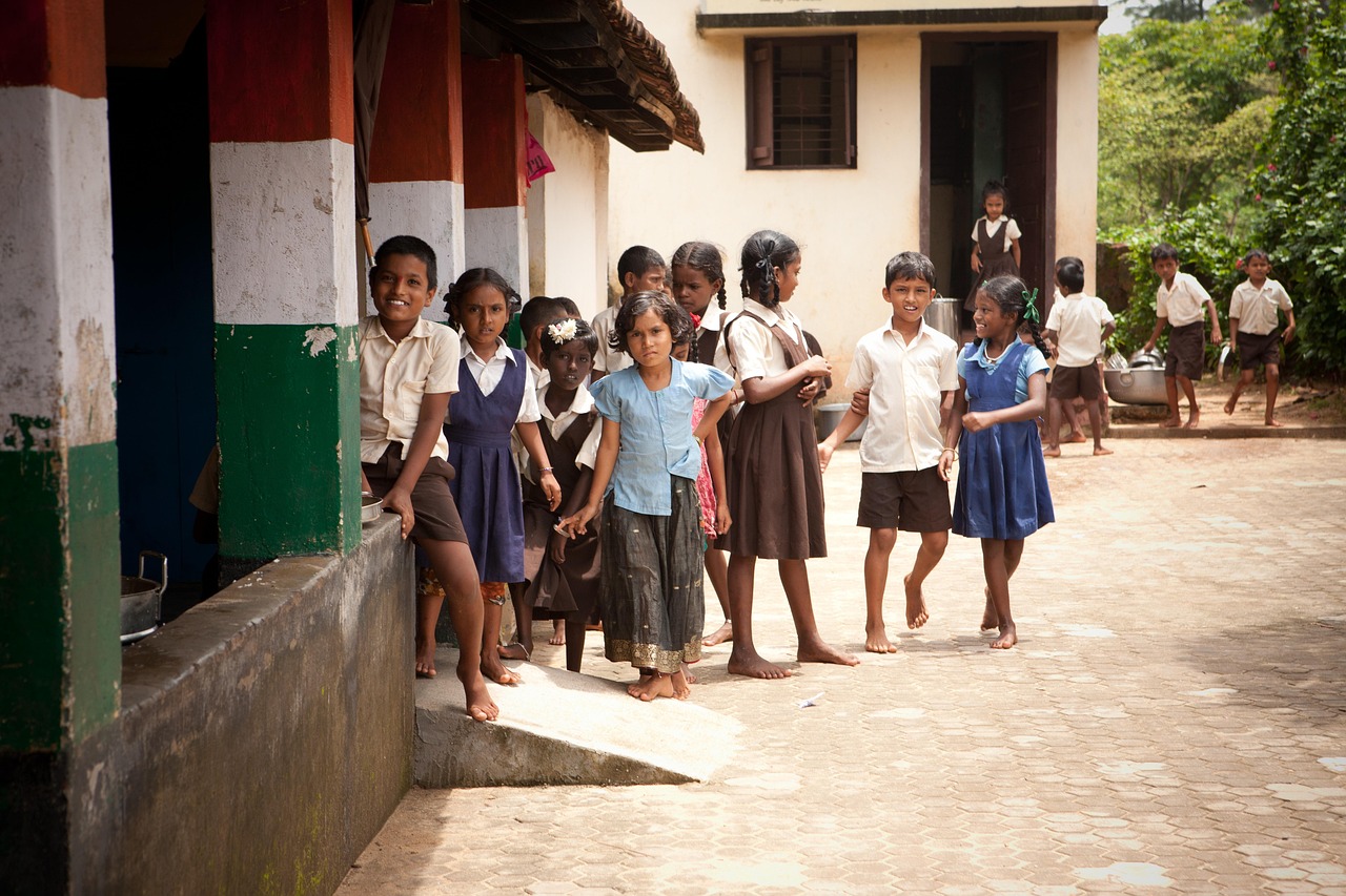 Enfants accompagnés par VIPAGI — éducation, rugby et solidarité